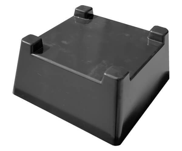 Фундаментный блок с фиксацией бруса №4