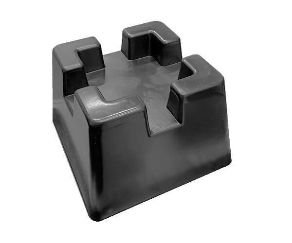 Фундаментный блок с фиксацией бруса №2